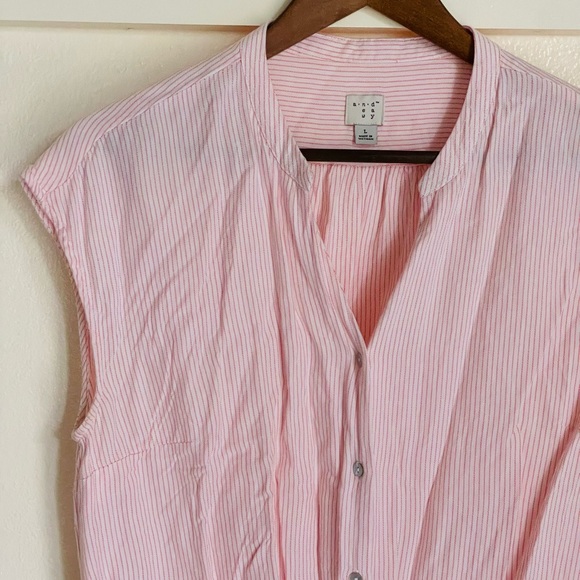 A New Day L Pink Pinstriped Button Front Knot Sleeveless Tank Top - Picture 2 of 7